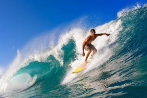 开云网站-中国足球界兴起新气象，提升国内赛事影响力，中国足球产业的现状分析