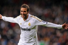 开云官网首页-【智能投手】自动调整投球角度与速度，科技助力跑得更快！，自动投篮