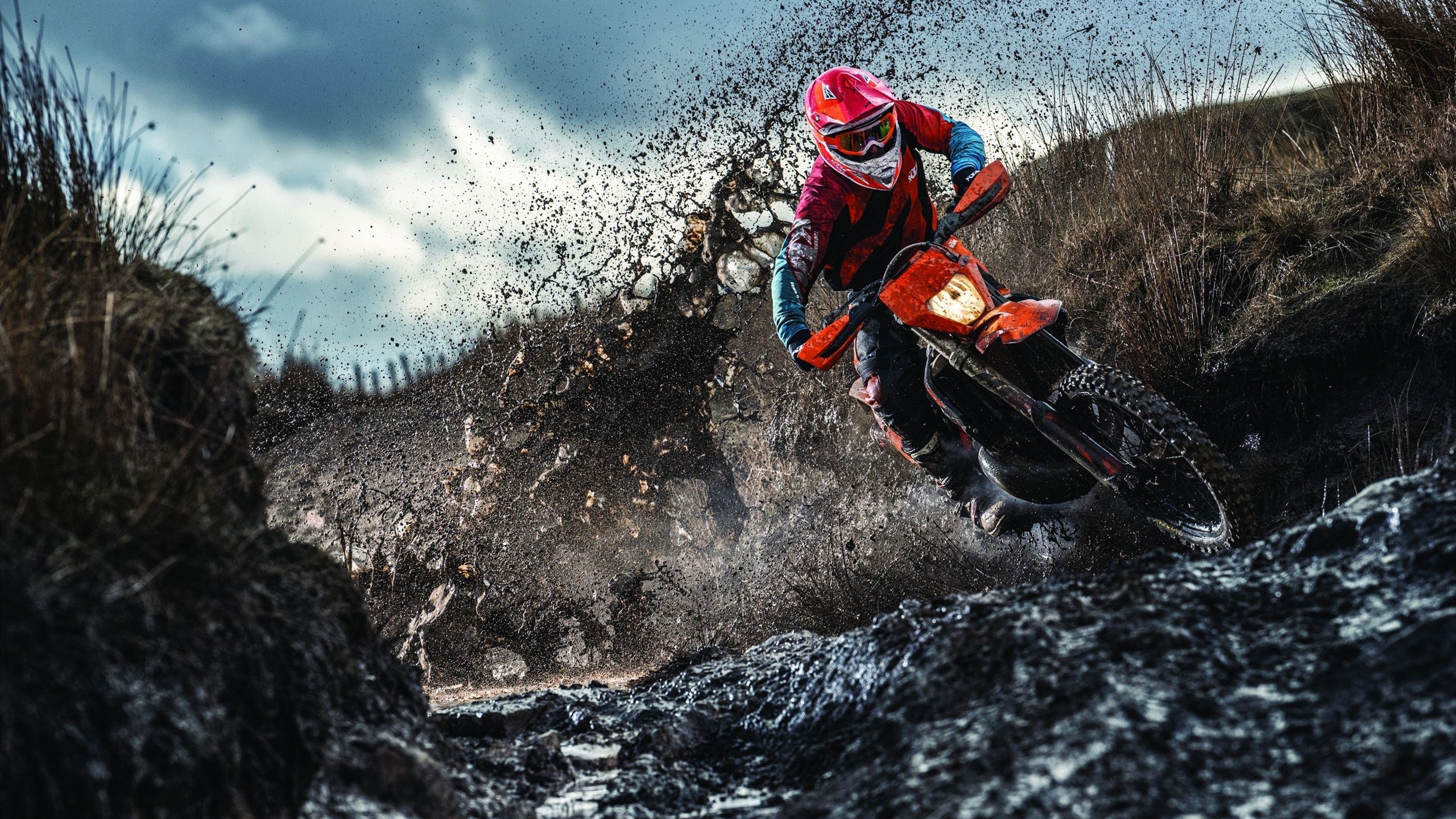 “勇者逆袭：那场让人热血沸腾的逆风翻盘”，勇者逆流而上