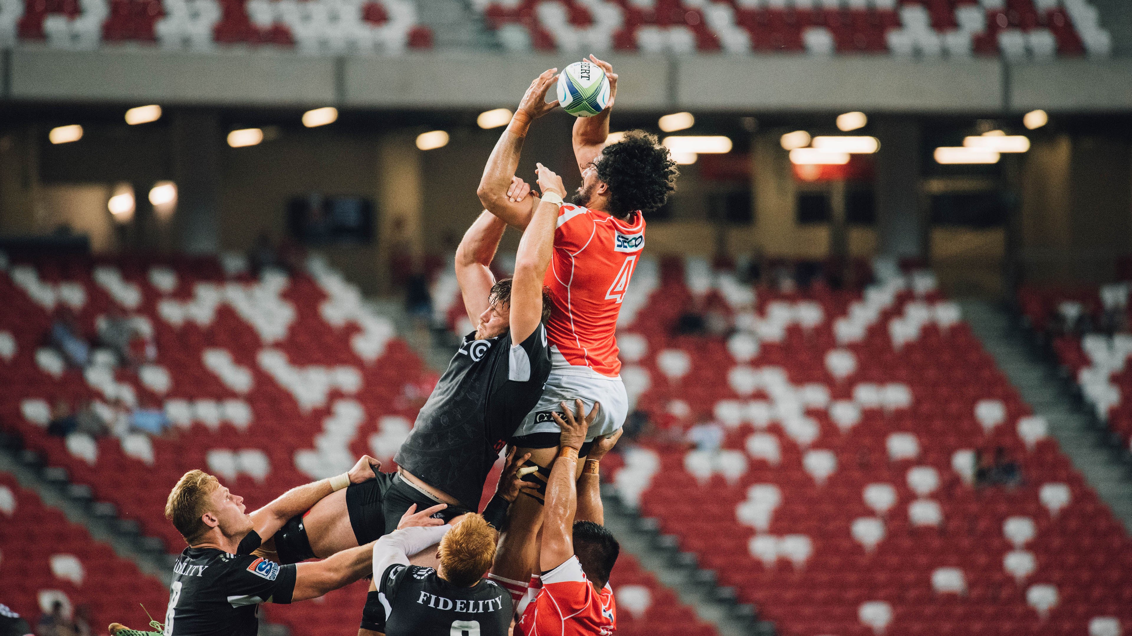 快船压哨战胜太阳，季后赛首轮中乔治砍下47分，快船乔治季后赛数据